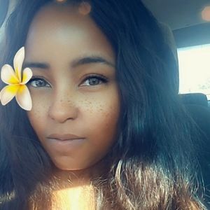 Meet your Posher, Whitley